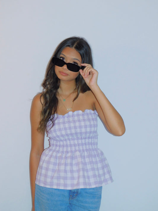 Model is wearing Lilac in size Small