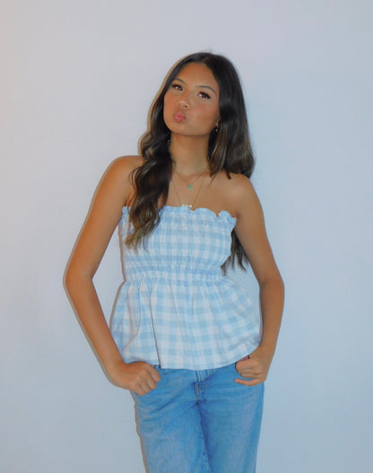 Model is wearing Baby Blue in size Small